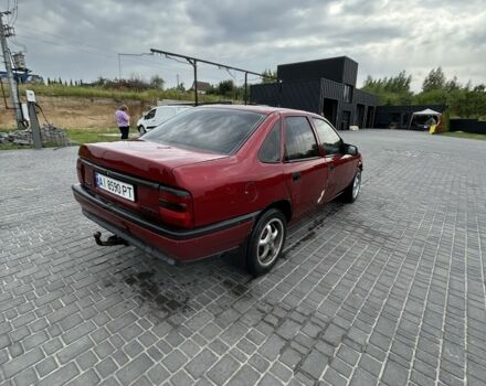 Красный Опель Вектра, объемом двигателя 1.8 л и пробегом 360 тыс. км за 1500 $, фото 3 на Automoto.ua
