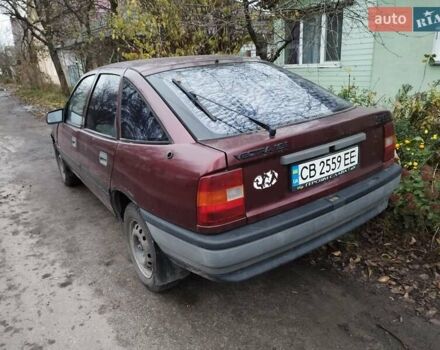 Червоний Опель Вектра, об'ємом двигуна 1.6 л та пробігом 400 тис. км за 1200 $, фото 4 на Automoto.ua