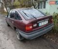 Червоний Опель Вектра, об'ємом двигуна 1.6 л та пробігом 400 тис. км за 1200 $, фото 4 на Automoto.ua