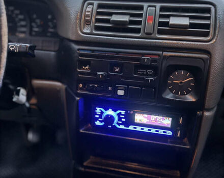 Червоний Опель Вектра, об'ємом двигуна 1.6 л та пробігом 250 тис. км за 1350 $, фото 8 на Automoto.ua