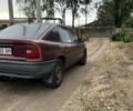 Красный Опель Вектра, объемом двигателя 1.8 л и пробегом 200 тыс. км за 800 $, фото 3 на Automoto.ua