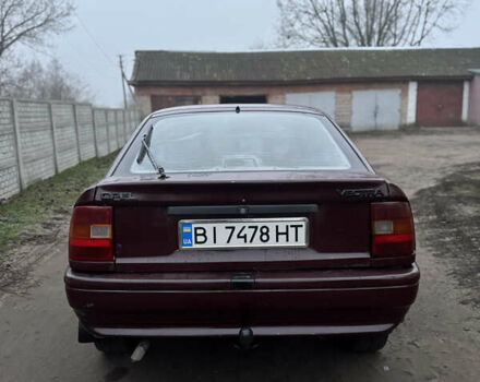 Червоний Опель Вектра, об'ємом двигуна 1.6 л та пробігом 250 тис. км за 1350 $, фото 3 на Automoto.ua