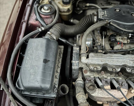 Червоний Опель Вектра, об'ємом двигуна 1.6 л та пробігом 250 тис. км за 1350 $, фото 15 на Automoto.ua