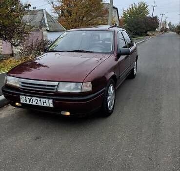 Красный Опель Вектра, объемом двигателя 2 л и пробегом 322 тыс. км за 1450 $, фото 1 на Automoto.ua