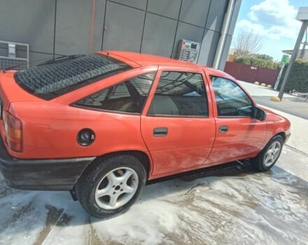 Красный Опель Вектра, объемом двигателя 2 л и пробегом 3 тыс. км за 1600 $, фото 3 на Automoto.ua