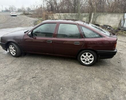 Красный Опель Вектра, объемом двигателя 1.8 л и пробегом 555 тыс. км за 775 $, фото 7 на Automoto.ua