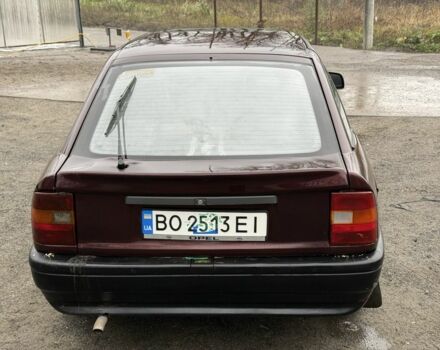 Красный Опель Вектра, объемом двигателя 1.8 л и пробегом 555 тыс. км за 775 $, фото 5 на Automoto.ua