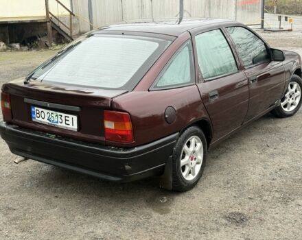 Красный Опель Вектра, объемом двигателя 1.8 л и пробегом 555 тыс. км за 775 $, фото 4 на Automoto.ua