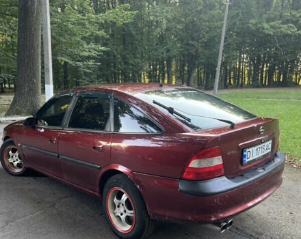 Червоний Опель Вектра, об'ємом двигуна 1.6 л та пробігом 350 тис. км за 1700 $, фото 4 на Automoto.ua