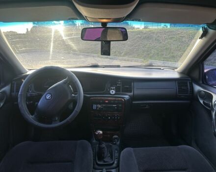 Красный Опель Вектра, объемом двигателя 2 л и пробегом 387 тыс. км за 2300 $, фото 6 на Automoto.ua