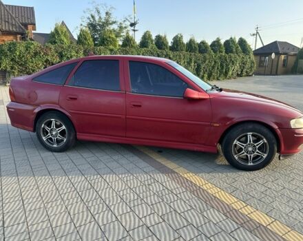 Красный Опель Вектра, объемом двигателя 2 л и пробегом 387 тыс. км за 2300 $, фото 4 на Automoto.ua