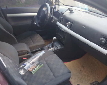 Красный Опель Вектра, объемом двигателя 2.2 л и пробегом 290 тыс. км за 2750 $, фото 5 на Automoto.ua