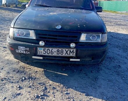 Красный Опель Вектра, объемом двигателя 18 л и пробегом 0 тыс. км за 1400 $, фото 1 на Automoto.ua