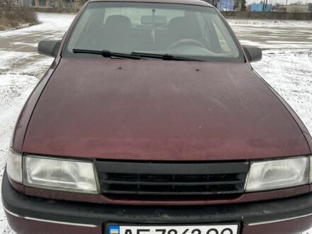 Червоний Опель Вектра, об'ємом двигуна 1.8 л та пробігом 400 тис. км за 1200 $, фото 1 на Automoto.ua