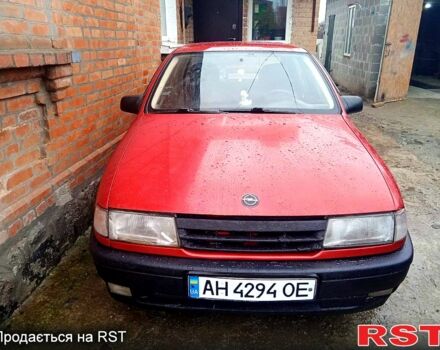 Червоний Опель Вектра, об'ємом двигуна 1.7 л та пробігом 250 тис. км за 1100 $, фото 1 на Automoto.ua