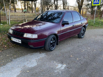 Опель Вектра 1990 у Самборе на Automoto.ua Червоний Опель Вектра, об'ємом двигуна 1.8 л та пробігом 280 тис. км за 1150 $, фото 1 на Automoto.ua