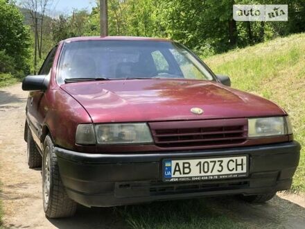 Опель Вектра 1990 в Виннице на Automoto.ua Красный Опель Вектра, объемом двигателя 2 л и пробегом 350 тыс. км за 1800 $, фото 1 на Automoto.ua