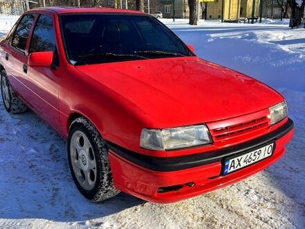 Червоний Опель Вектра, об'ємом двигуна 1.6 л та пробігом 222 тис. км за 1400 $, фото 1 на Automoto.ua