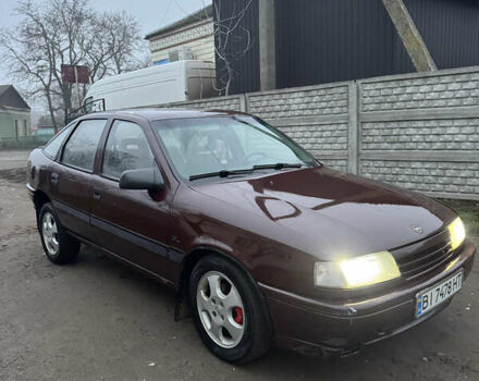 Червоний Опель Вектра, об'ємом двигуна 1.6 л та пробігом 250 тис. км за 1350 $, фото 1 на Automoto.ua