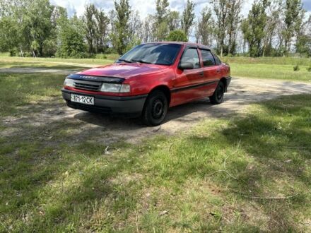 Опель Вектра 1991 у Миргороде на Automoto.ua Червоний Опель Вектра, об'ємом двигуна 1.6 л та пробігом 281 тис. км за 1950 $, фото 1 на Automoto.ua