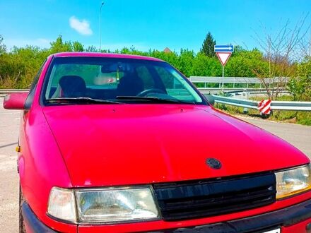 Опель Вектра 1991 у Полтаві на Automoto.ua Червоний Опель Вектра, об'ємом двигуна 1.6 л та пробігом 0 тис. км за 700 $, фото 1 на Automoto.ua