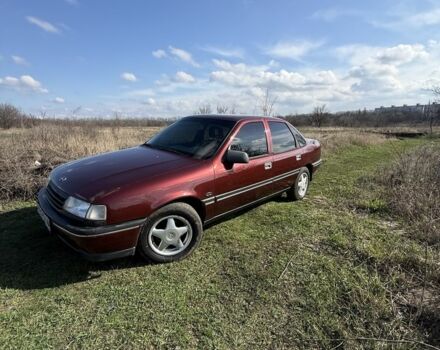 Красный Опель Вектра, объемом двигателя 0 л и пробегом 240 тыс. км за 1500 $, фото 1 на Automoto.ua