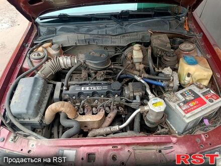 Красный Опель Вектра, объемом двигателя 1.6 л и пробегом 530 тыс. км за 2000 $, фото 1 на Automoto.ua