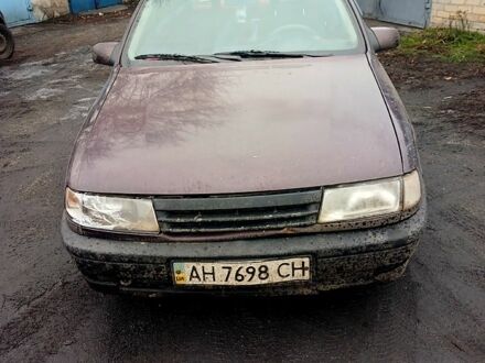 Красный Опель Вектра, объемом двигателя 2 л и пробегом 0 тыс. км за 850 $, фото 1 на Automoto.ua