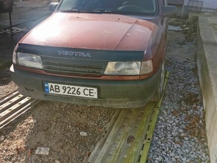 Красный Опель Вектра, объемом двигателя 1.8 л и пробегом 323 тыс. км за 1200 $, фото 1 на Automoto.ua