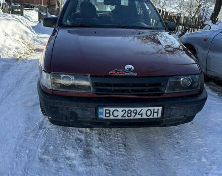 Красный Опель Вектра, объемом двигателя 1.8 л и пробегом 355 тыс. км за 1600 $, фото 1 на Automoto.ua
