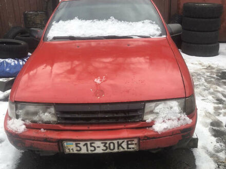 Опель Вектра 1992 у Харкові на Automoto.ua Червоний Опель Вектра, об'ємом двигуна 1.8 л та пробігом 300 тис. км за 900 $, фото 1 на Automoto.ua