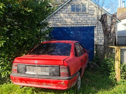 Опель Вектра 1992 в Каменское - Днепродзержинск на Automoto.ua Красный Опель Вектра, объемом двигателя 2 л и пробегом 100 тыс. км за 484 $, фото 1 на Automoto.ua