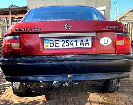 Красный Опель Вектра, объемом двигателя 1.6 л и пробегом 256 тыс. км за 1600 $, фото 1 на Automoto.ua