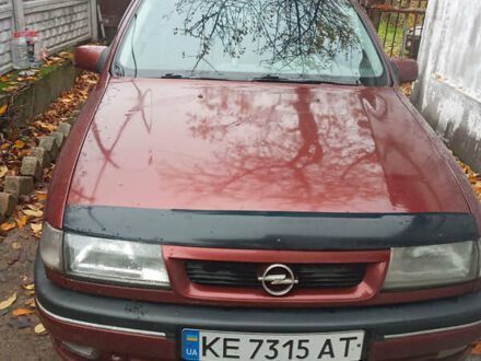 Красный Опель Вектра, объемом двигателя 2 л и пробегом 280 тыс. км за 2500 $, фото 1 на Automoto.ua