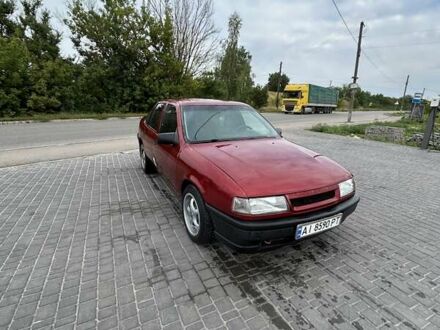 Красный Опель Вектра, объемом двигателя 1.8 л и пробегом 350 тыс. км за 1400 $, фото 1 на Automoto.ua