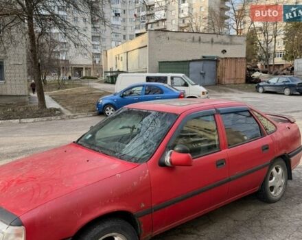 Красный Опель Вектра, объемом двигателя 1.8 л и пробегом 120 тыс. км за 950 $, фото 1 на Automoto.ua