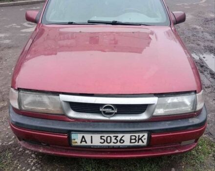 Красный Опель Вектра, объемом двигателя 1.8 л и пробегом 270 тыс. км за 1500 $, фото 1 на Automoto.ua
