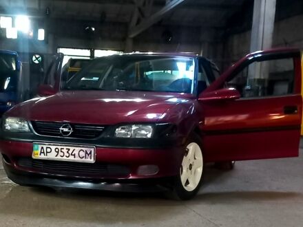 Опель Вектра 1996 в Киеве на Automoto.ua Красный Опель Вектра, объемом двигателя 1.6 л и пробегом 0 тыс. км за 2000 $, фото 1 на Automoto.ua