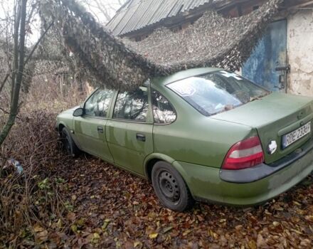 Красный Опель Вектра, объемом двигателя 1 л и пробегом 3 тыс. км за 474 $, фото 1 на Automoto.ua