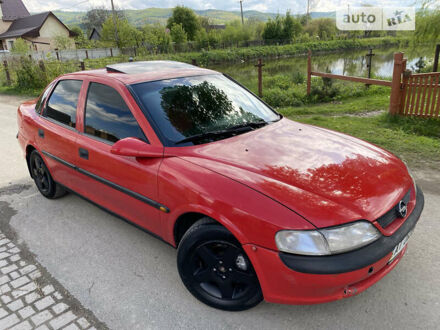 Красный Опель Вектра, объемом двигателя 1.6 л и пробегом 275 тыс. км за 2150 $, фото 1 на Automoto.ua