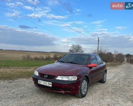 Красный Опель Вектра, объемом двигателя 1.69 л и пробегом 222 тыс. км за 1400 $, фото 1 на Automoto.ua