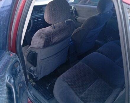 Красный Опель Вектра, объемом двигателя 1.6 л и пробегом 318 тыс. км за 1500 $, фото 1 на Automoto.ua