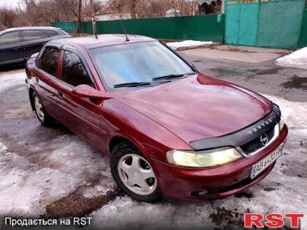 Червоний Опель Вектра, об'ємом двигуна 1.6 л та пробігом 380 тис. км за 2600 $, фото 1 на Automoto.ua