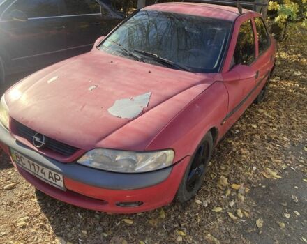 Червоний Опель Вектра, об'ємом двигуна 1.6 л та пробігом 450 тис. км за 800 $, фото 1 на Automoto.ua