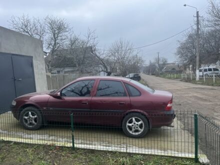 Красный Опель Вектра, объемом двигателя 2 л и пробегом 3 тыс. км за 3700 $, фото 1 на Automoto.ua