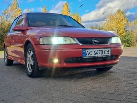 Опель Вектра 2001 у Нововолинськ на Automoto.ua Червоний Опель Вектра, об'ємом двигуна 2 л та пробігом 275 тис. км за 1950 $, фото 1 на Automoto.ua