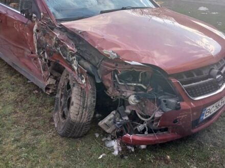 Опель Вектра 2006 у Яворове на Automoto.ua Червоний Опель Вектра, об'ємом двигуна 1.9 л та пробігом 350 тис. км за 2500 $, фото 1 на Automoto.ua