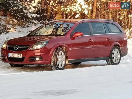 Опель Вектра 2007 у Владимирце на Automoto.ua Червоний Опель Вектра, об'ємом двигуна 1.9 л та пробігом 290 тис. км за 5500 $, фото 1 на Automoto.ua