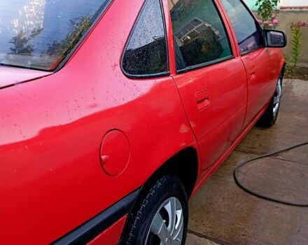 Опель Вектра, объемом двигателя 1.6 л и пробегом 0 тыс. км за 1750 $, фото 4 на Automoto.ua