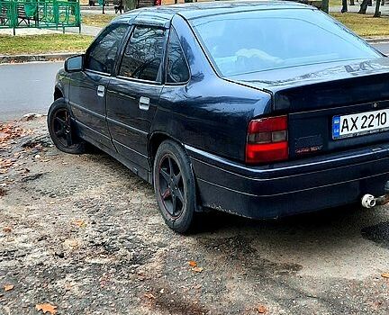 Опель Вектра, объемом двигателя 20 л и пробегом 0 тыс. км за 1000 $, фото 2 на Automoto.ua